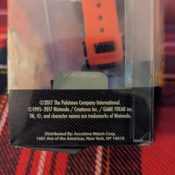 New in box POKEMON LCD Watch Make Offer - Picture 3 of 3